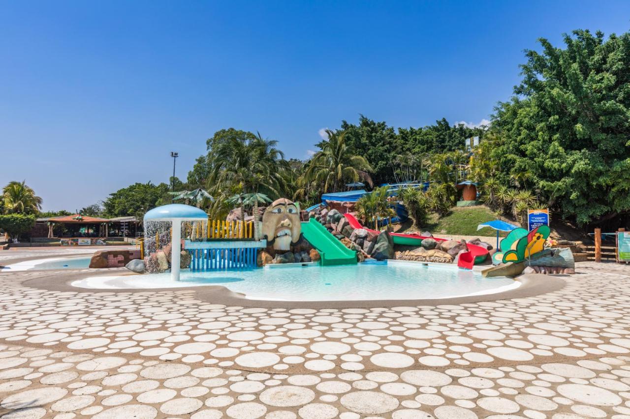 Resort Y Parque Acuatico Valle Dorado El Rosario Екстер'єр фото